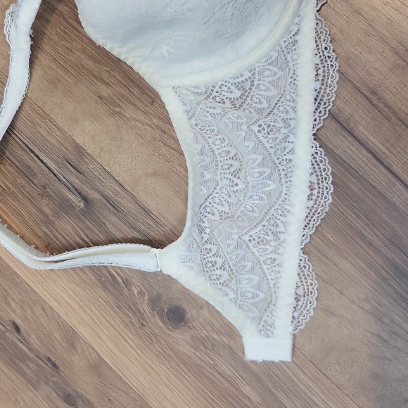 SIMONE PERELE Cream Adjustable & Criss-cross Strap Lightly Padded Bra - Picture 7 of 16